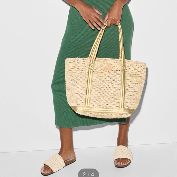 Mz Wallace MEDIUM  Sequin Raffia/Light Gold Pearl Metallic Raffia Tote - Picture 1 of 5